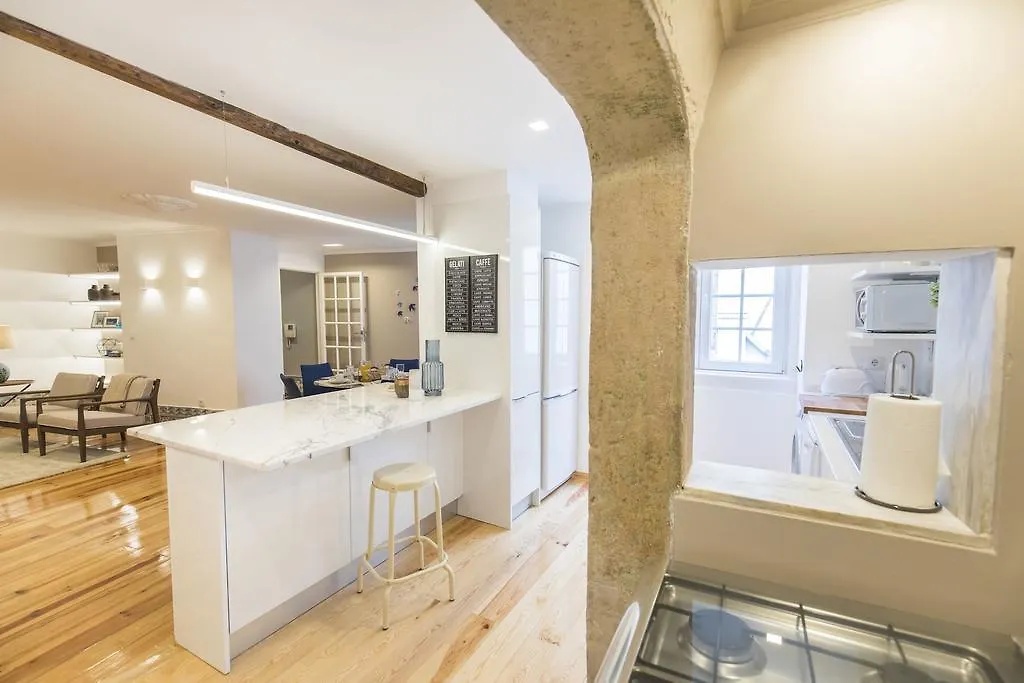 Lovelystay - Downtown Magnificent Flat Лиссабон