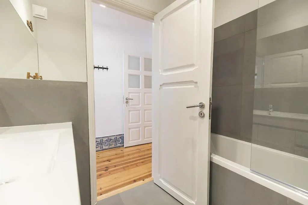 Апартаменты Lovelystay - Downtown Magnificent Flat Лиссабон Португалия