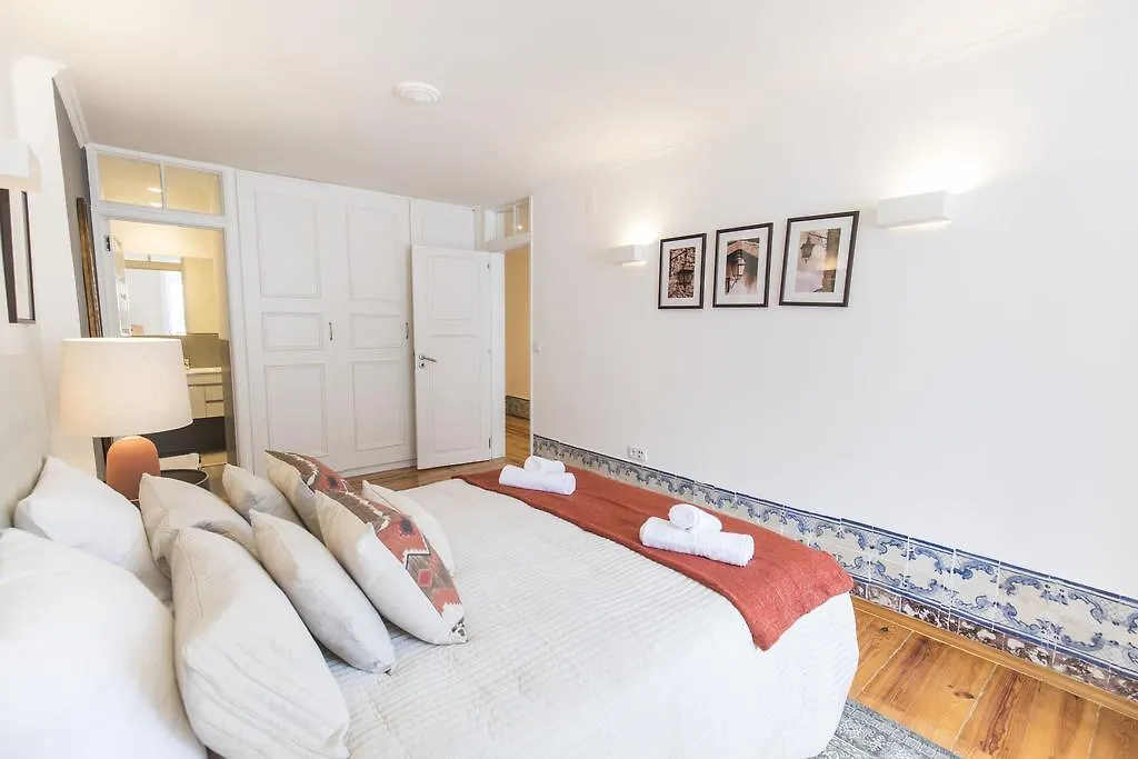 Апартаменты Lovelystay - Downtown Magnificent Flat Лиссабон Португалия