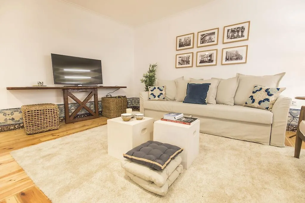 Lovelystay - Downtown Magnificent Flat Lisbon Apartment