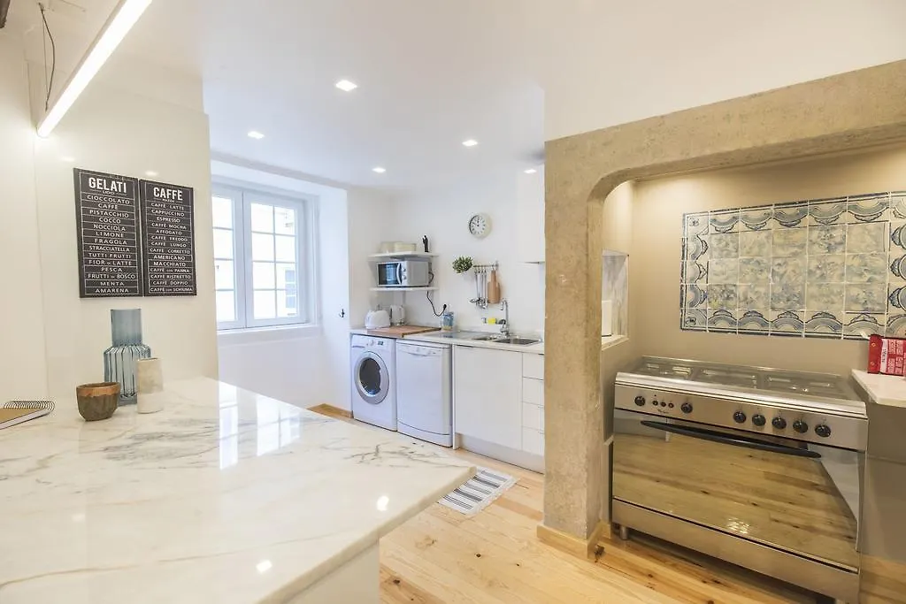 Lovelystay - Downtown Magnificent Flat Lisboa